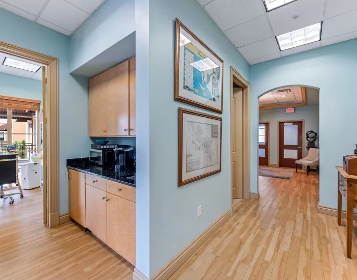 37-web-or-mls-23150 Fashion Dr Unit 232-37