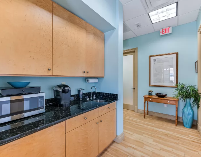 38-web-or-mls-23150 Fashion Dr Unit 232-38