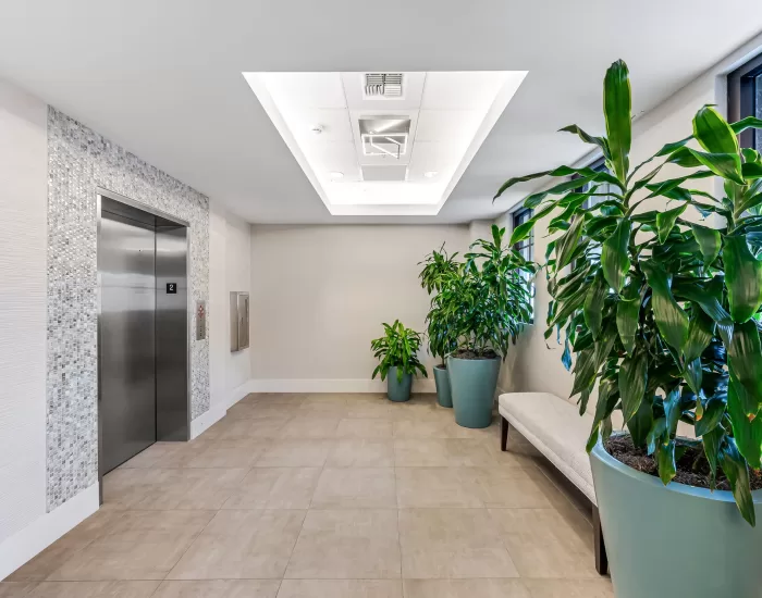 62-web-or-mls-23150 Fashion Dr Unit 232-62